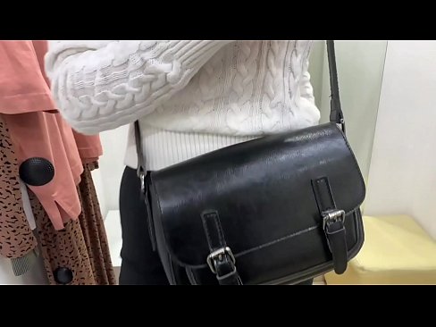 ❤️ Veřejná masturbace mladé feny FeralBerry s dildem ve fitku Kvalitní sex u cs.xxxbunker.ru